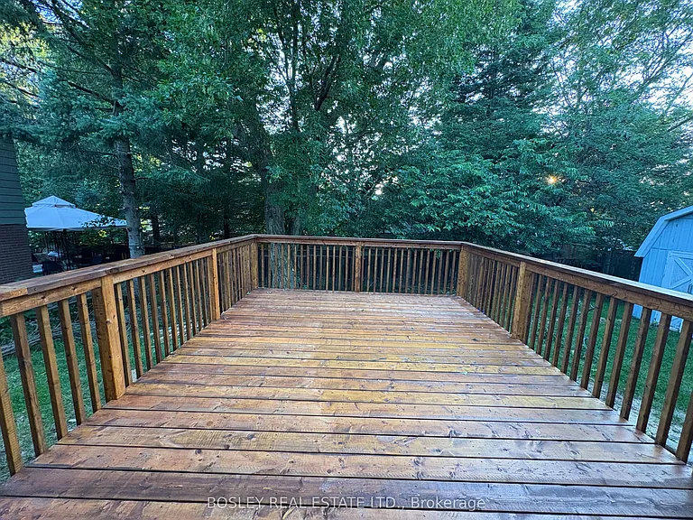 114 Lorne Ave — Photo 8