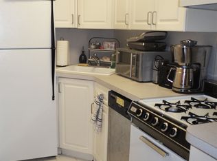 122 W 75th St APT 2B, New York, NY 10023