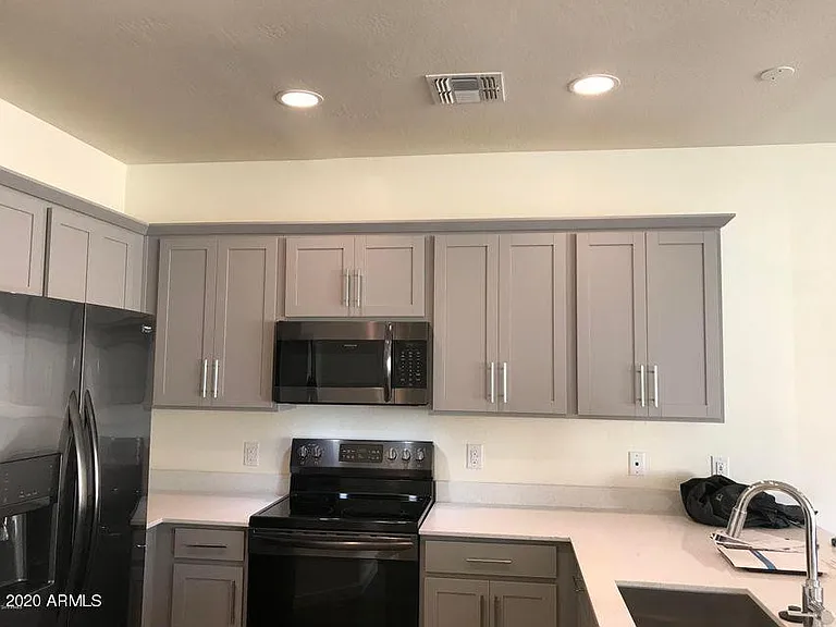4038 E Erie St #101 — Photo 3