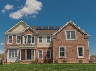 89 Rochela Dr, Southington, CT 06489