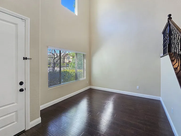 10667 Harvest Green Way — Photo 4