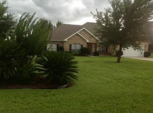 18240 E Robinwood Dr, Saucier, MS 39574