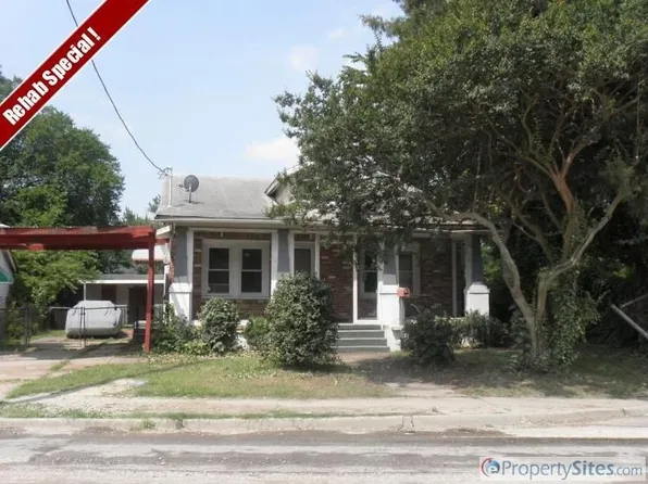 1220 Des Moines Ave, Portsmouth, VA 23704