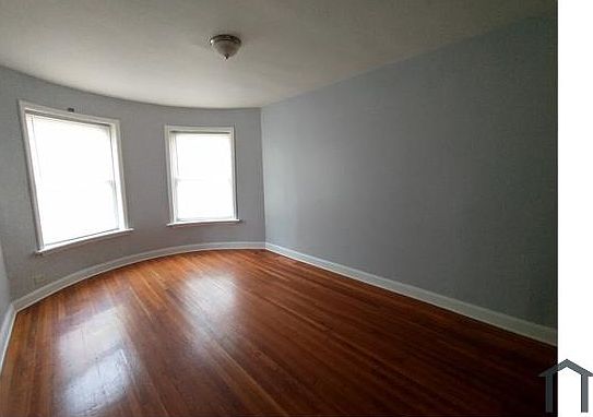 1st image of 6125 S Eberhart Ave #3