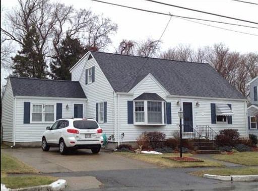 1st image of 21 Dahlia Ave