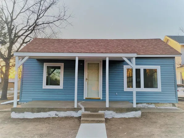 1223 Mansfield St, Winfield, KS 67156
