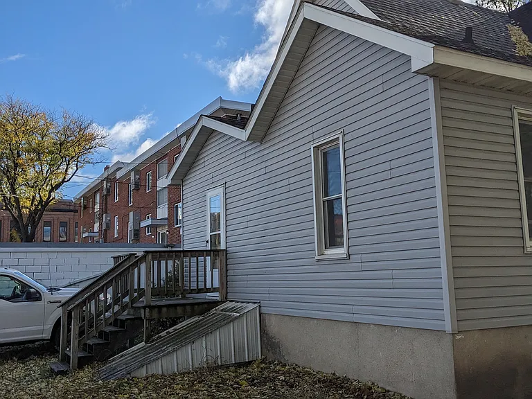 214 W College St #2 — Photo 9