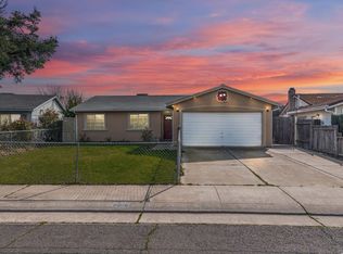 8806 Lansdowne Dr, Stockton, CA 95210