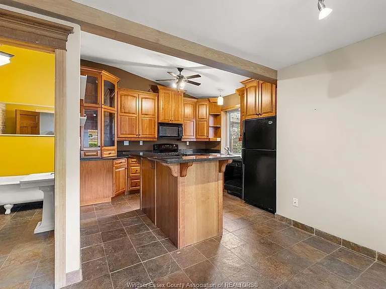 803 Monmouth Rd — Photo 12