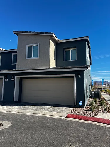 1100 Scarlet Sparrow St Photo 1