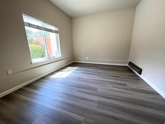 5th image of 251 11th Ave