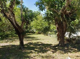 1256 Williams St, Fort Myers, FL 33916