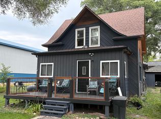 303 State Ave N, Wessington Springs, SD 57382