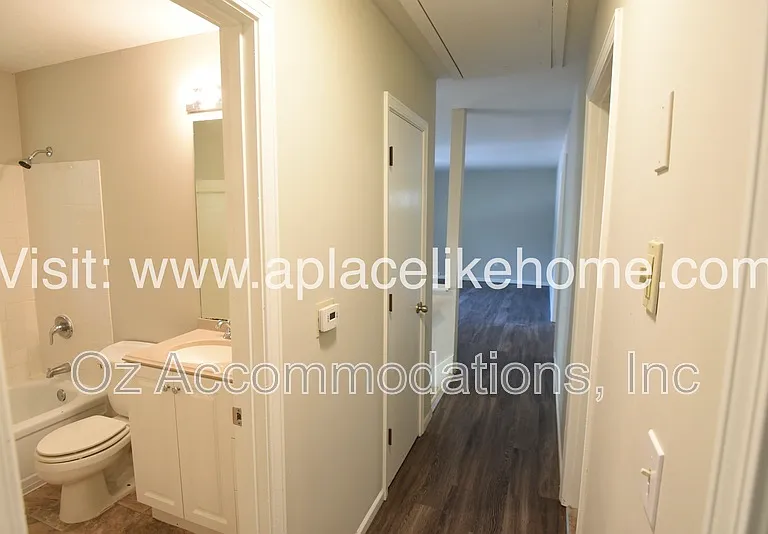 5521 Perry Ln — Photo 22