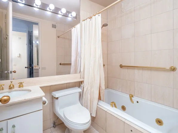 250 West 89th Street image 6 of 21