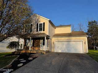 9921 River Trail Dr, Louisville, KY 40229