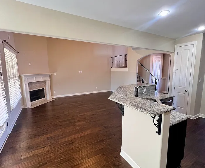 771 Six Oaks Ln — Photo 19