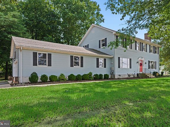 5th image of 28189 Gravel Hill Rd