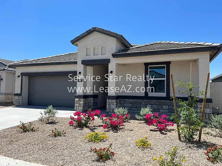 1167 W Del Monte Pl — Photo 2
