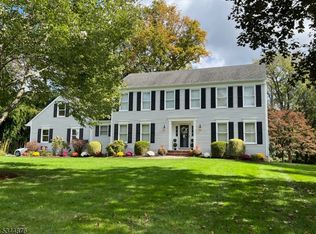 26 Blackwell Ave, Morristown, NJ 07960