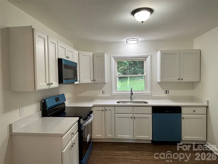 2627 Dora Dr — Photo 14