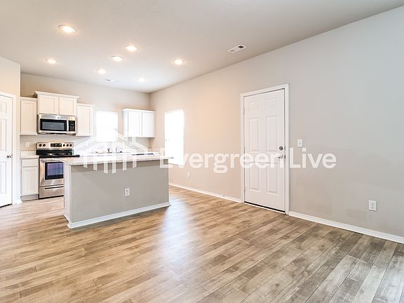 3rd image of 3032 Trelon Cv