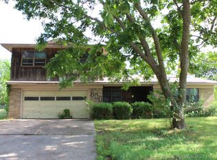 800 W 6th St, Ada, OK 74820