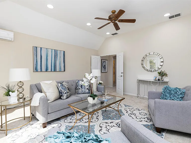 6809 Cedar Ridge Ct — Photo 5
