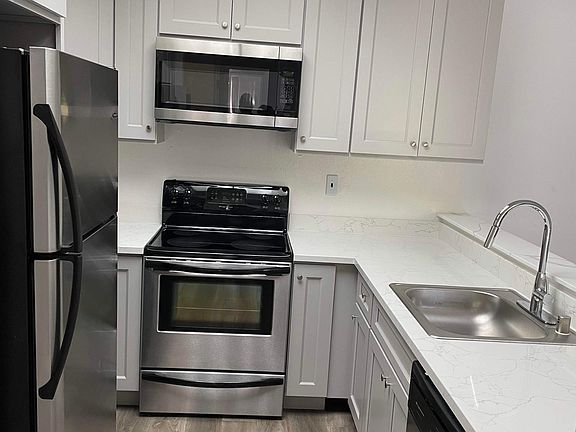 Kitchen with appliances