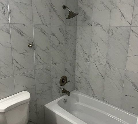 4th image of 405 N Lamb Blvd APT F