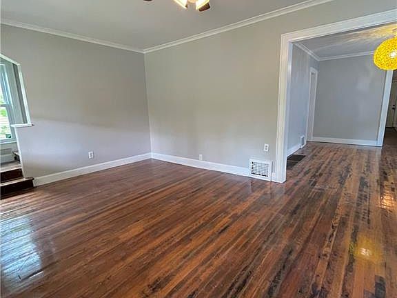 2nd image of 5842 Euclid Ave