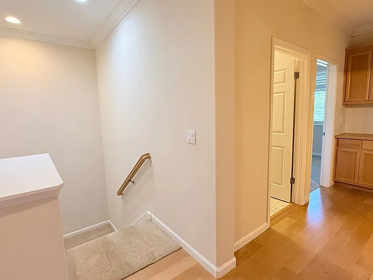 304 Karelian St — Photo 28