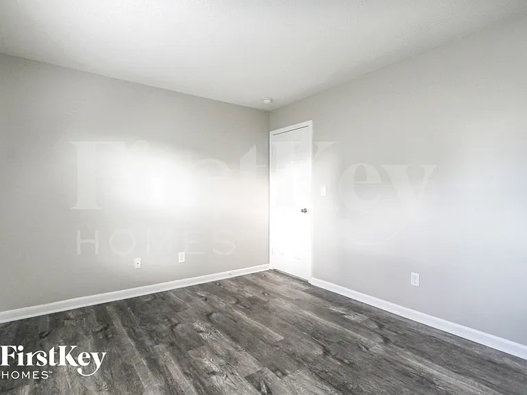 506 Himebaugh Ct — Photo 14
