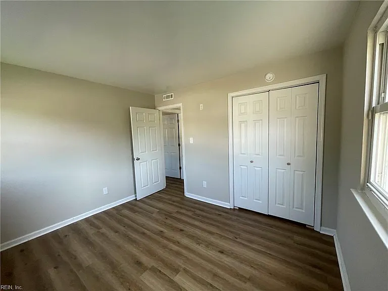 719 Marvin Ave #105 — Photo 21