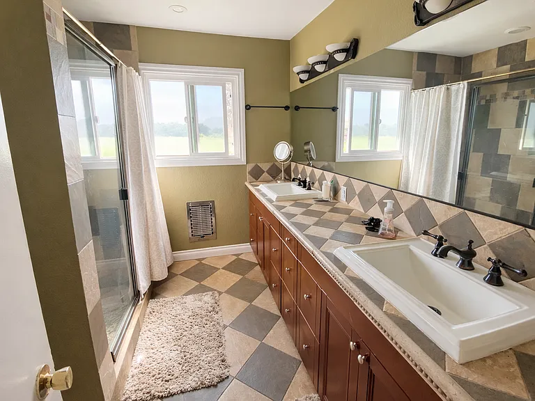 Dual-Sink Full Bathroom