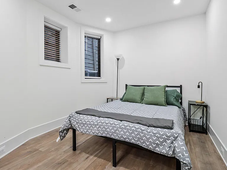 29 N St NW #1 — Photo 11