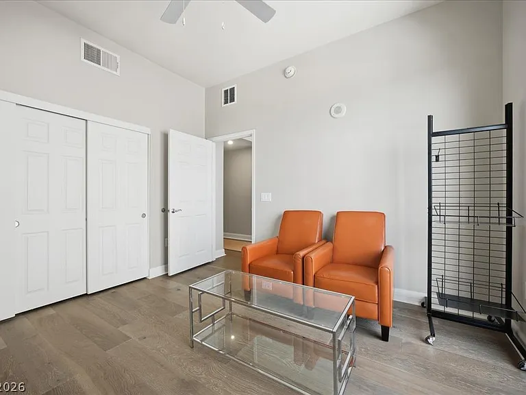 150 Las Vegas Blvd #1514 — Photo 22