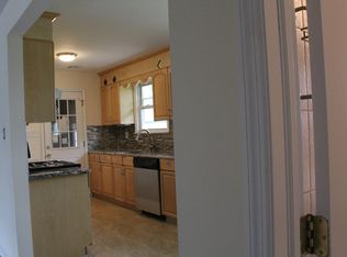 42 Murray St, Edison, NJ 08817