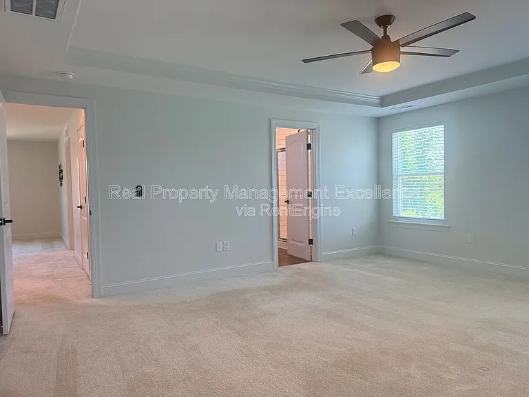 16 Clear Creek Cir — Photo 42
