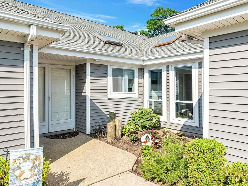 1st image of 277 Dockside Ct. #277