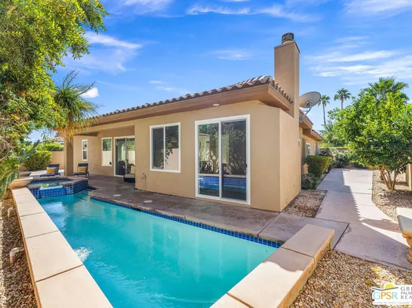 30 Via Cielo Azul, Palm Desert, CA 92260