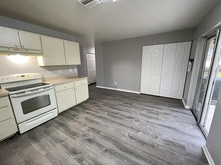 2275 Granada Dr #1 — Photo 7