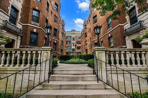 2328 N Lincoln Park W Photo 1 2328 N Lincoln Park W Photo 1