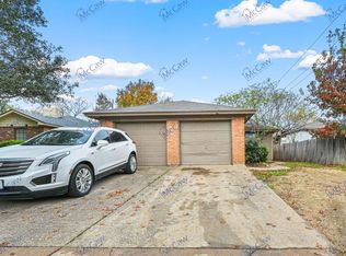 6308 Peggy Dr, Fort Worth, TX 76133