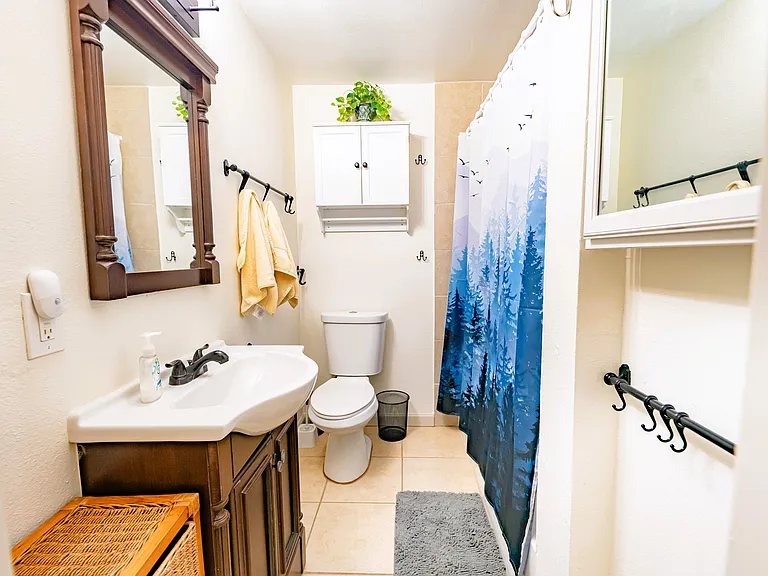 220 Burland Dr — Photo 12