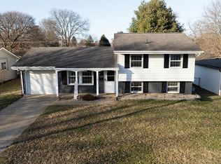 118 Essex Cir, Lexington, OH 44904