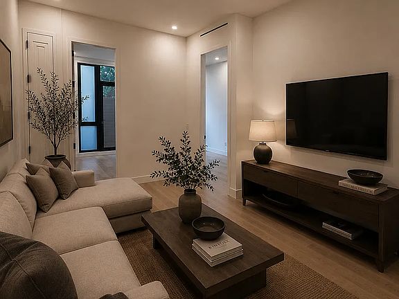 2nd image of 155 Smith St #2E