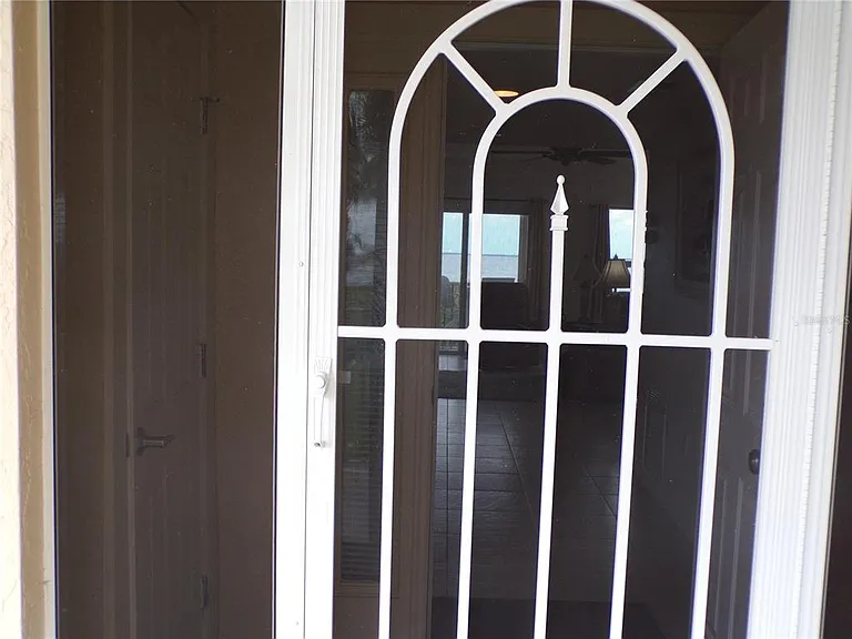 101 N Marion Ct #114 — Photo 54