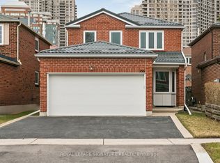 156 Macedonia Cres, Mississauga, ON L5B 3J5