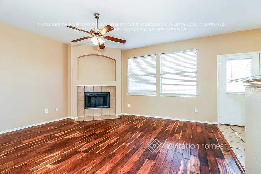 1304 Blue Gill Ct Crowley, TX 76036 — Photo 3